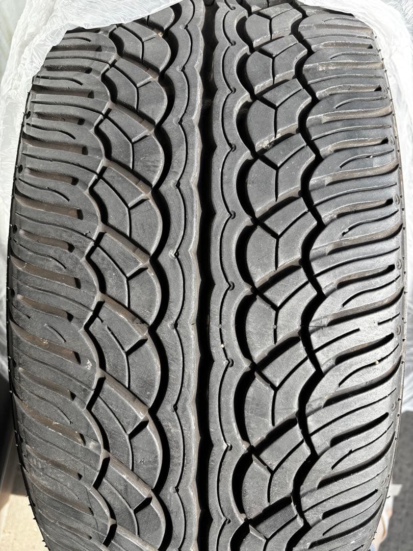 ！バリ溝23年製造年！255/35r22 ヨコハマパラダ