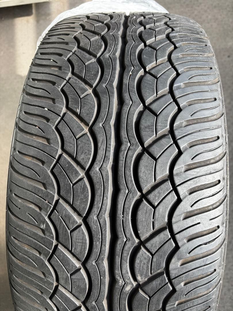 ！バリ溝23年製造年！255/35r22 ヨコハマパラダ