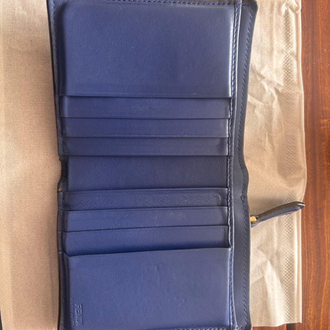 Fendi 二つ折り財布