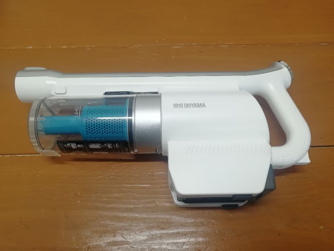 N519 アイリスオーヤマ サイクロンスティッククリーナー SCD-142P-W