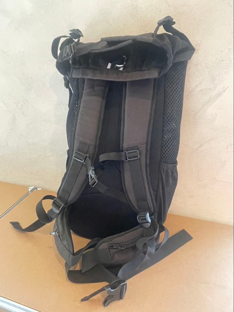 ペット用キャリーバッグ ブラック メッシュ k9 大型犬　XL