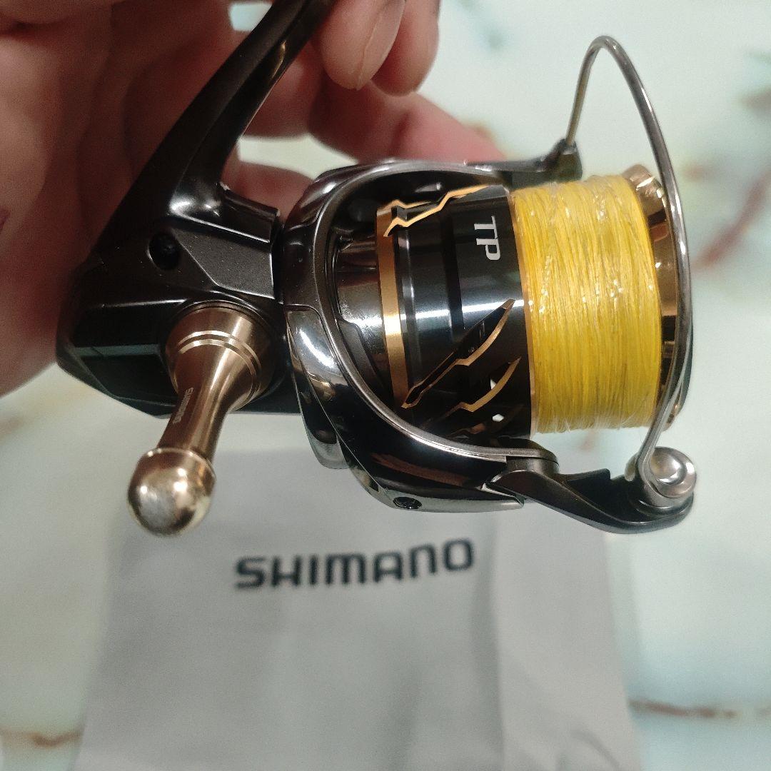 シマノ SHIMANO 20 TWIN POWER C3000MHG