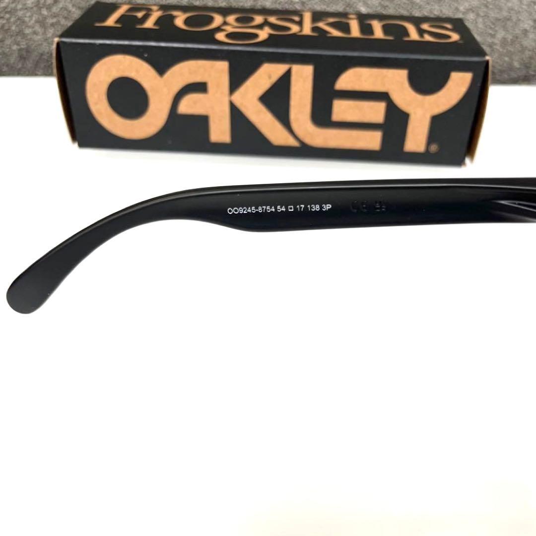 偏光正規OAKLEYオークリーfrogskinsフロッグスキン9245 8754