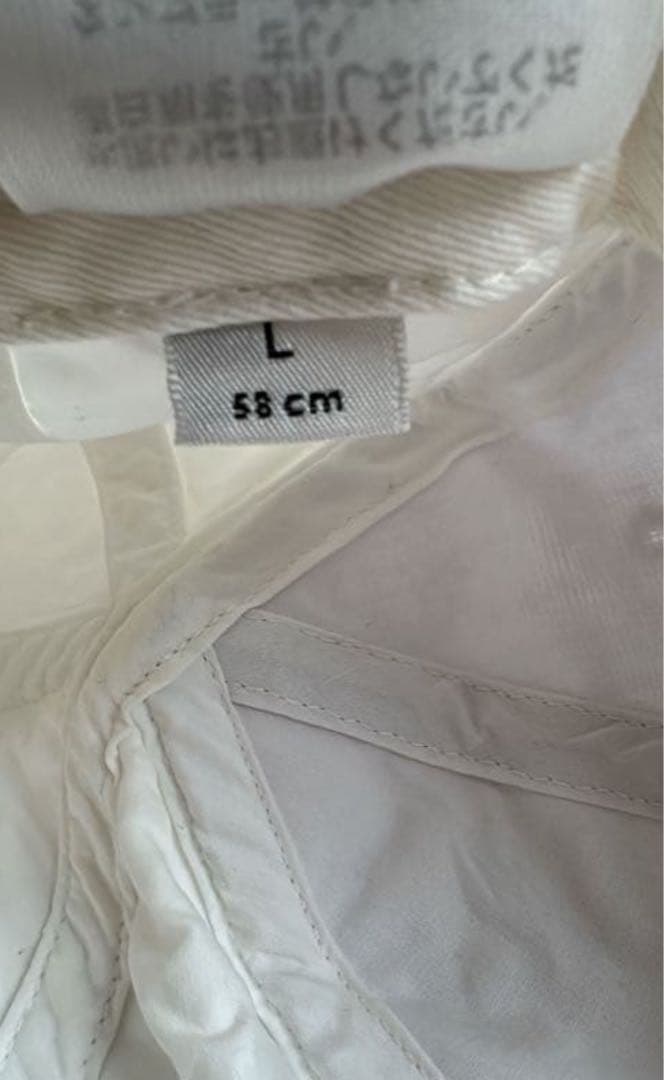 【お値下げ中】BALENCIAGA キャップ ホワイト 58cm