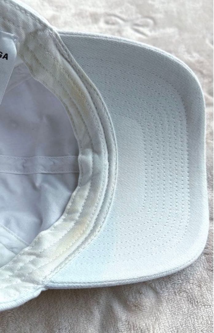 【お値下げ中】BALENCIAGA キャップ ホワイト 58cm