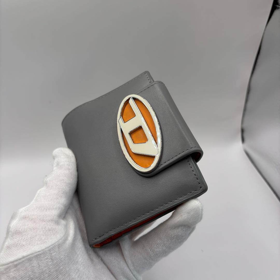 DIESEL 二つ折り財布　ブルー　オレンジ　1dr dロゴ　サークル　財布