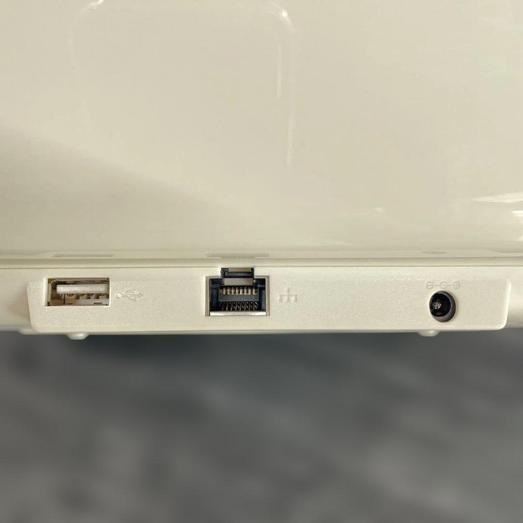 O41 希少 Lyumo book DB-366ノートPC ホワイト
