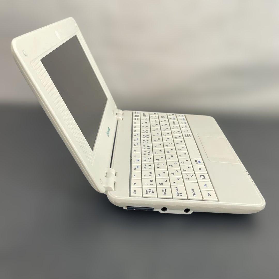 O41 希少 Lyumo book DB-366ノートPC ホワイト