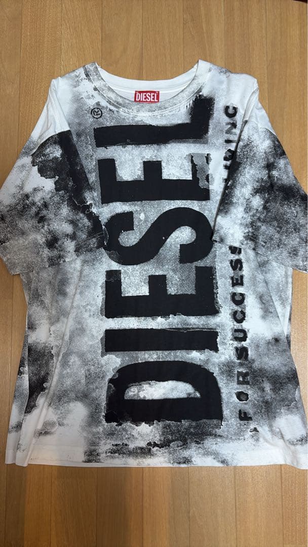DIESEL グラフィック Tシャツ 白 黒 XSサイズ