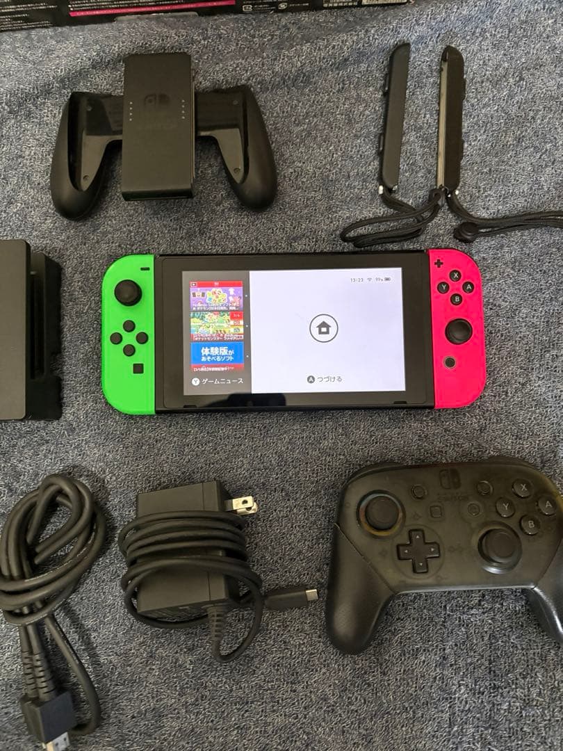 Nintendo Switch スプラトゥーン2ver. プロコン付