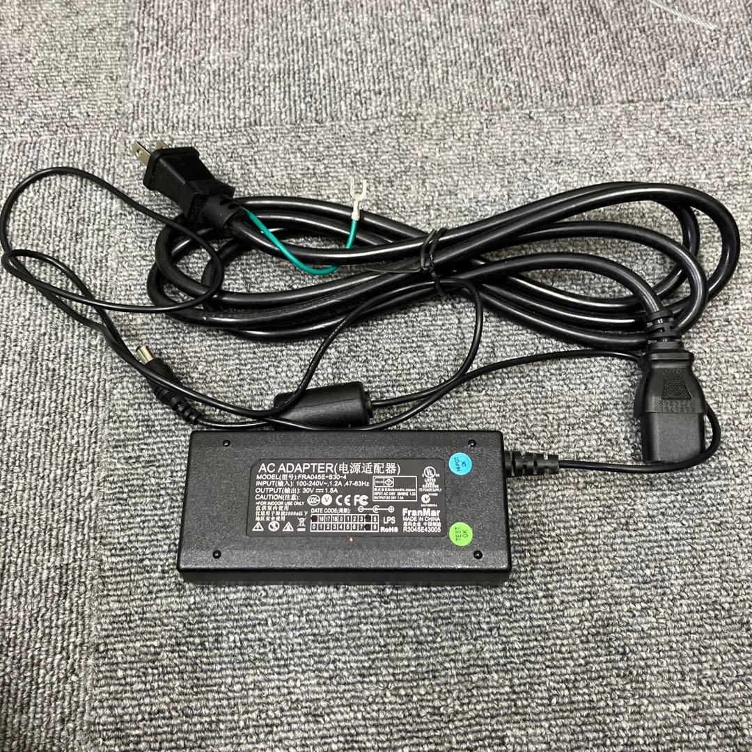 Hypersound HSS-3000 展示　サイネージ　指向性音響機器 業務