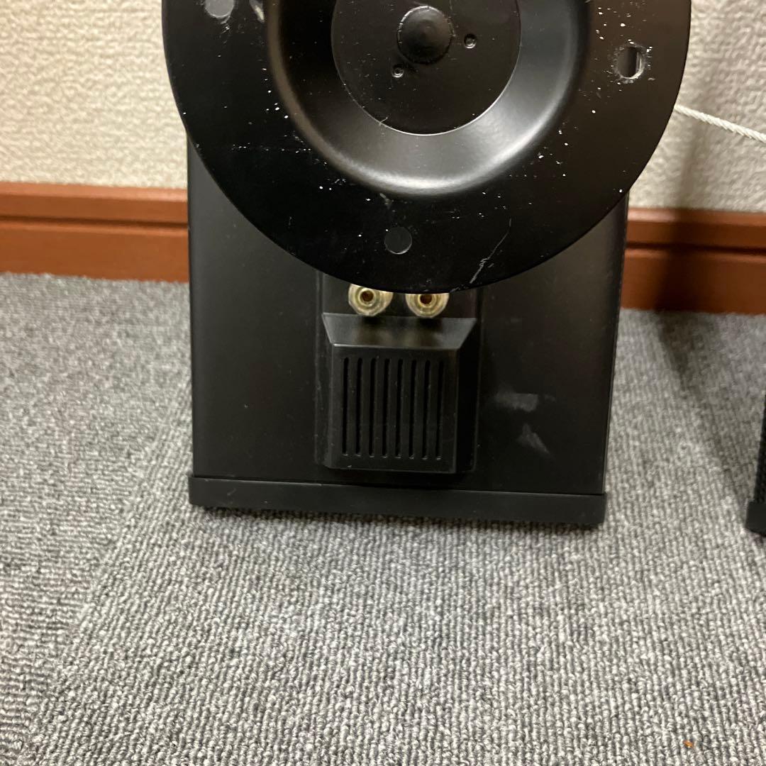 Hypersound HSS-3000 展示　サイネージ　指向性音響機器 業務