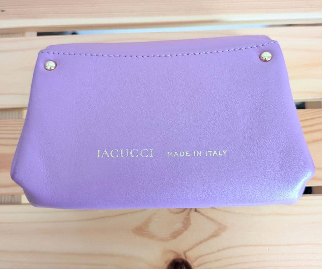 IACUCCI イアクッチ　財布　アバウォレット