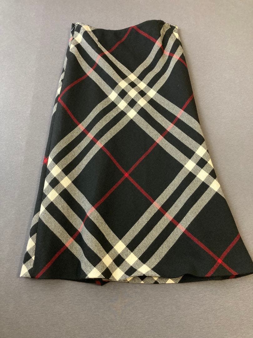 ♪バーバリー Burberry ロング フレアスカート 美品 size40