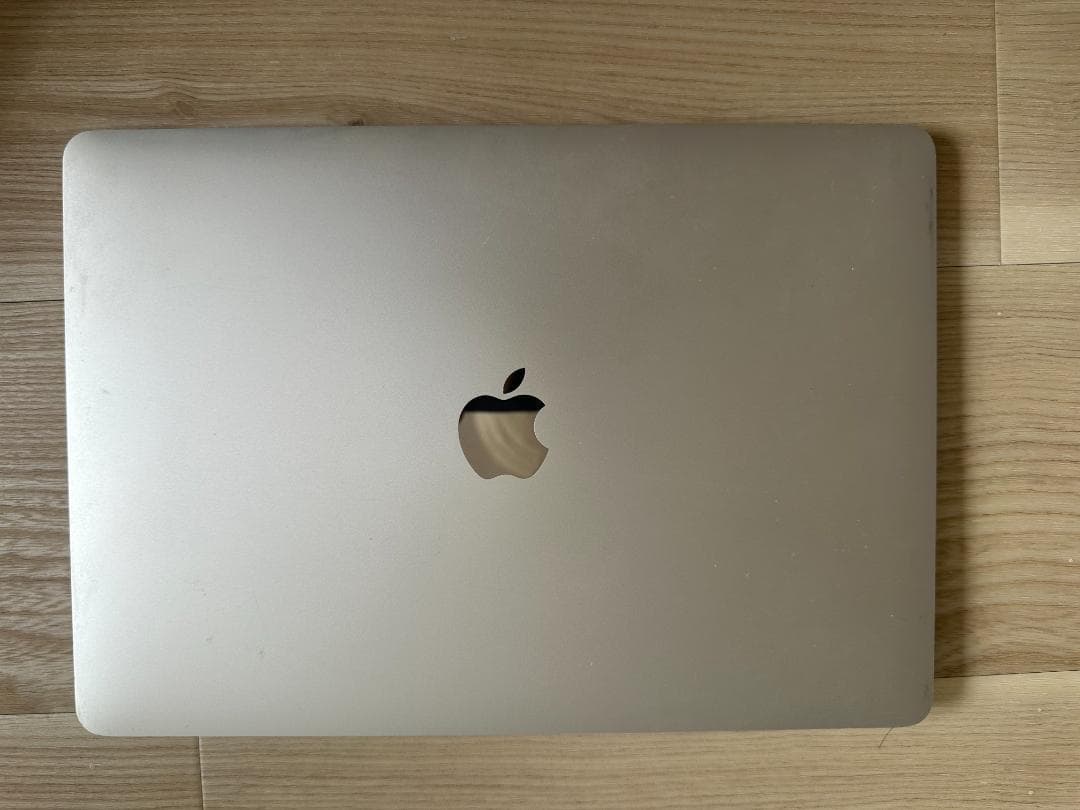 Apple MacBook 13インチ 2020 i5 シルバー
