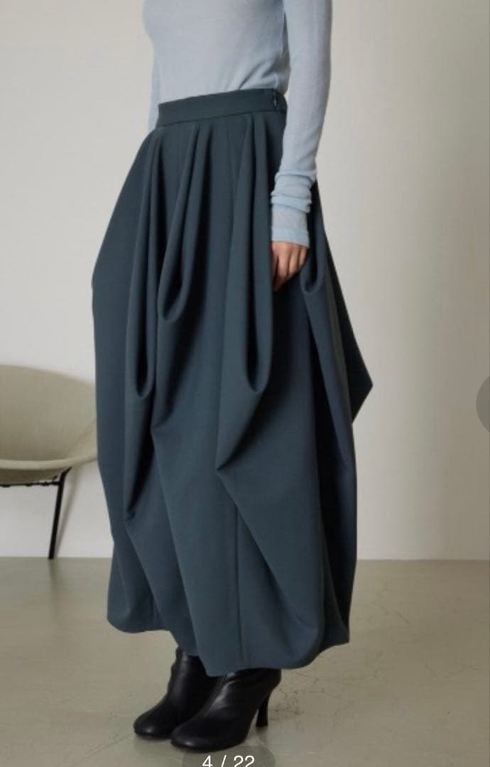 スカート Tuck drape SK