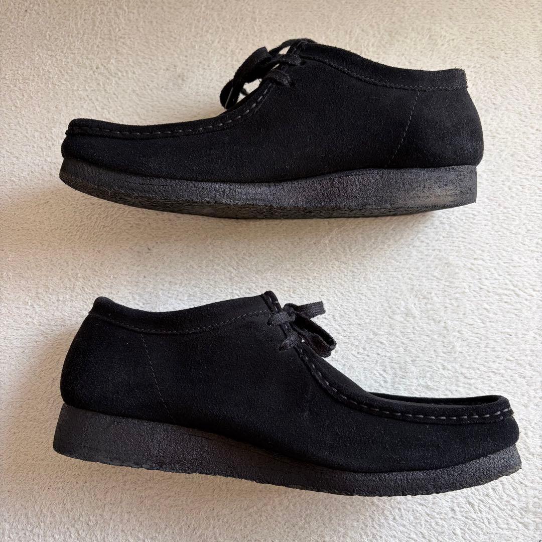 あくたん Clarks originals ワラビーシューズ ブラック