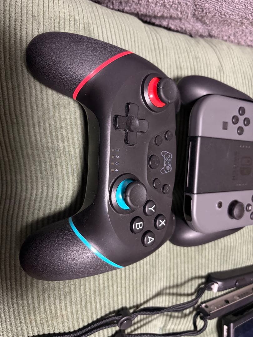 Nintendo Switch 本体 コントローラー スマブラ　箱無し　中古