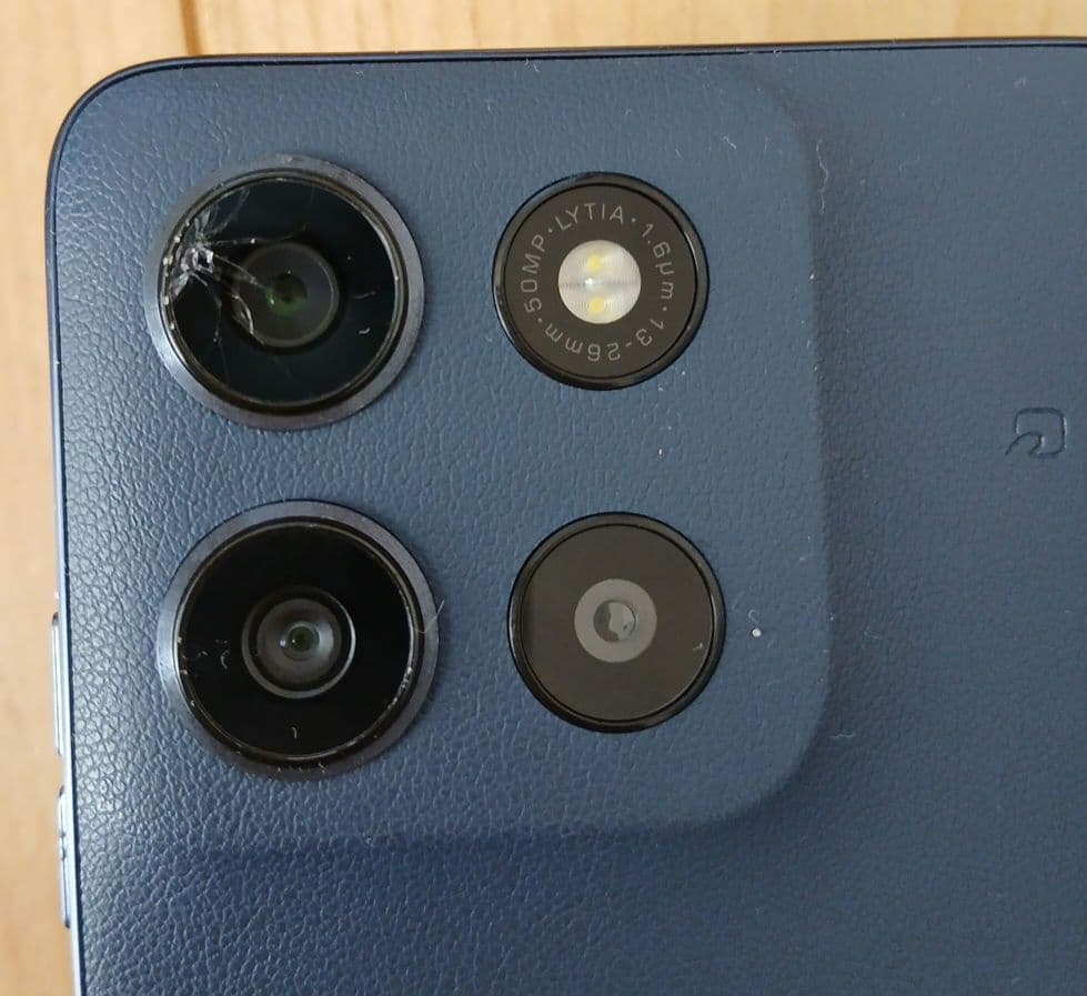 (液晶割れ)　motorola　moto g66y 5g