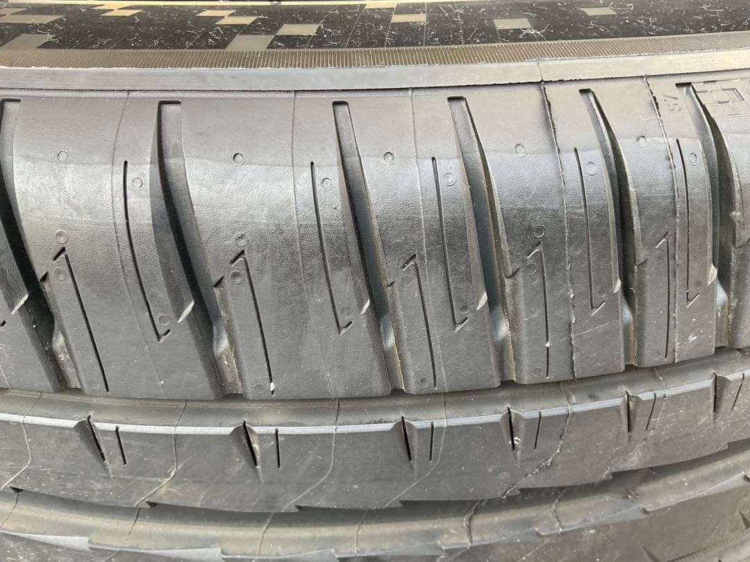 MICHELINパイロットスポーツEV 255/45 R 20 サマータイヤ