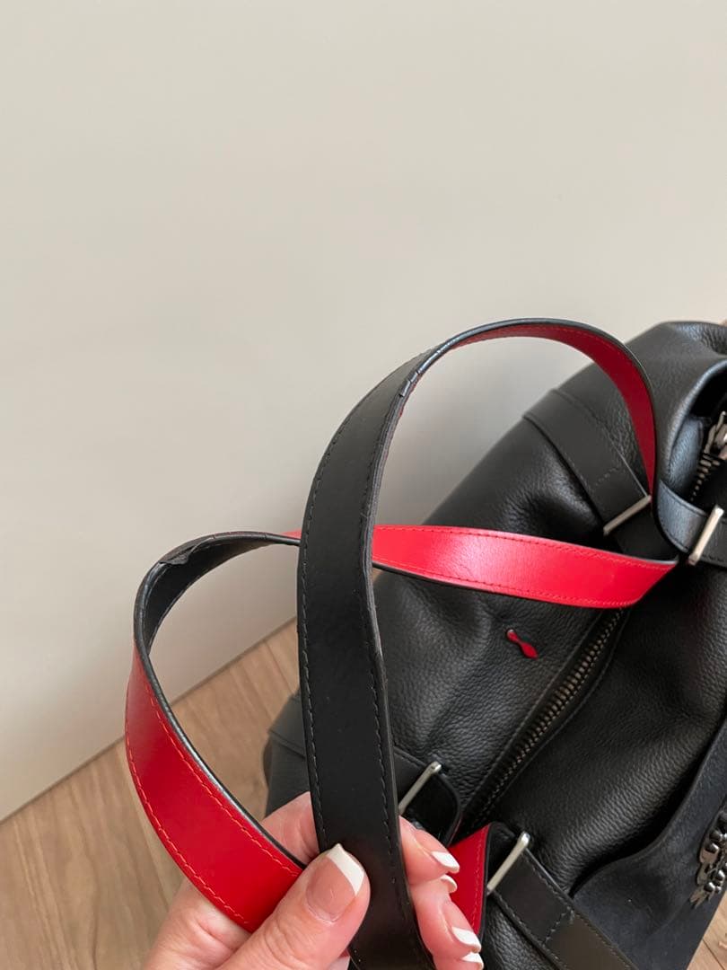 Christian Louboutin クリスチャンルブタン　バッグ 黒/赤