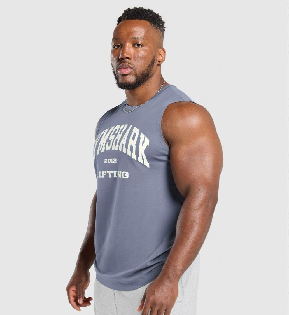 ジムシャーク　GYMSHIRK タンクトップ　新品　未使用
