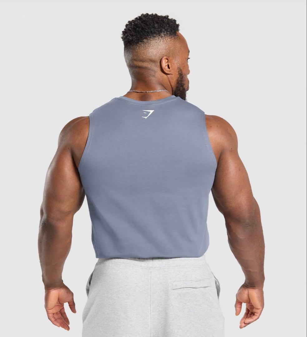 ジムシャーク　GYMSHIRK タンクトップ　新品　未使用