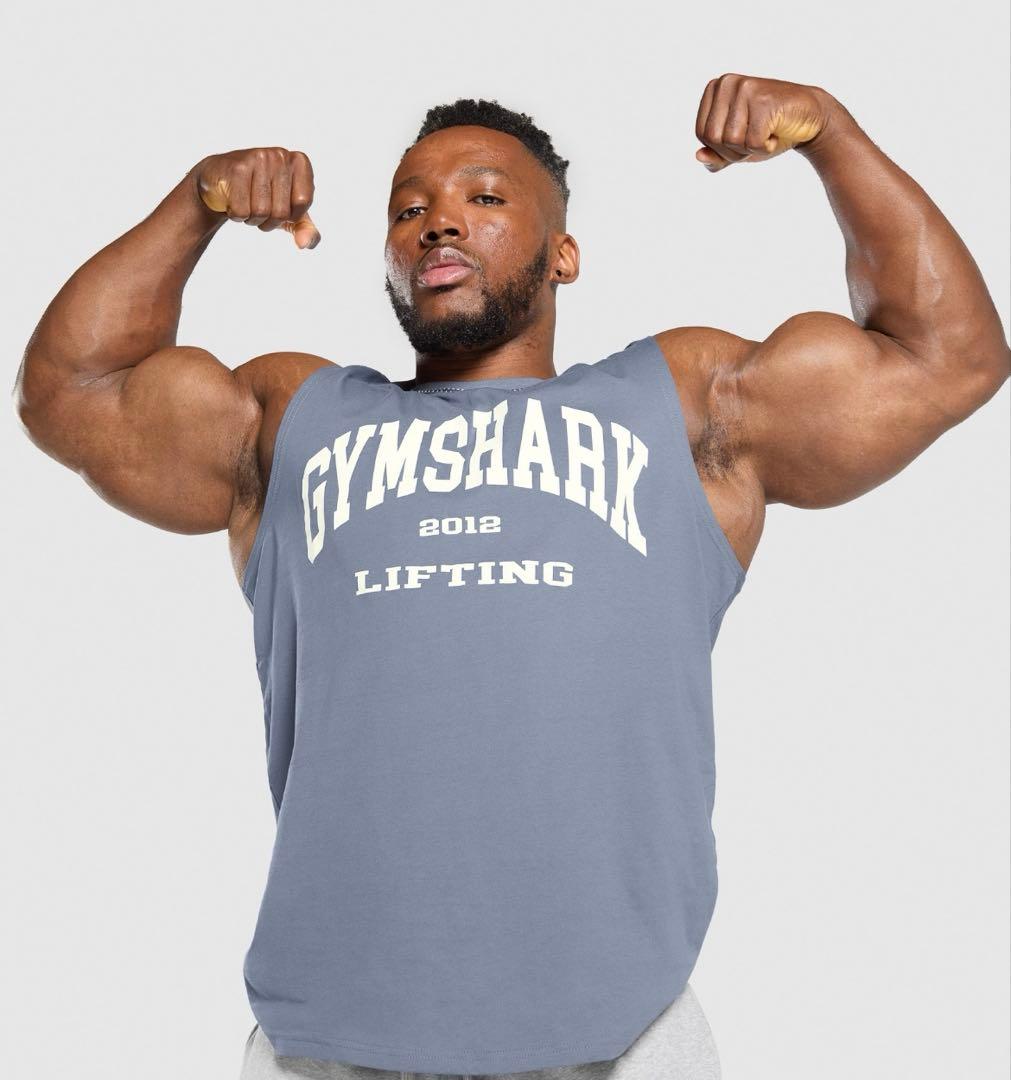 ジムシャーク　GYMSHIRK タンクトップ　新品　未使用
