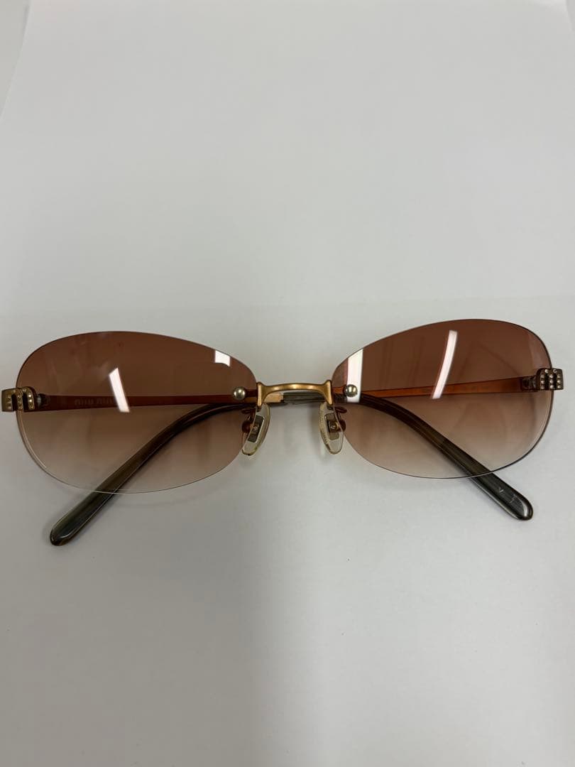 MIU MIU ブラウングラデーション サングラス