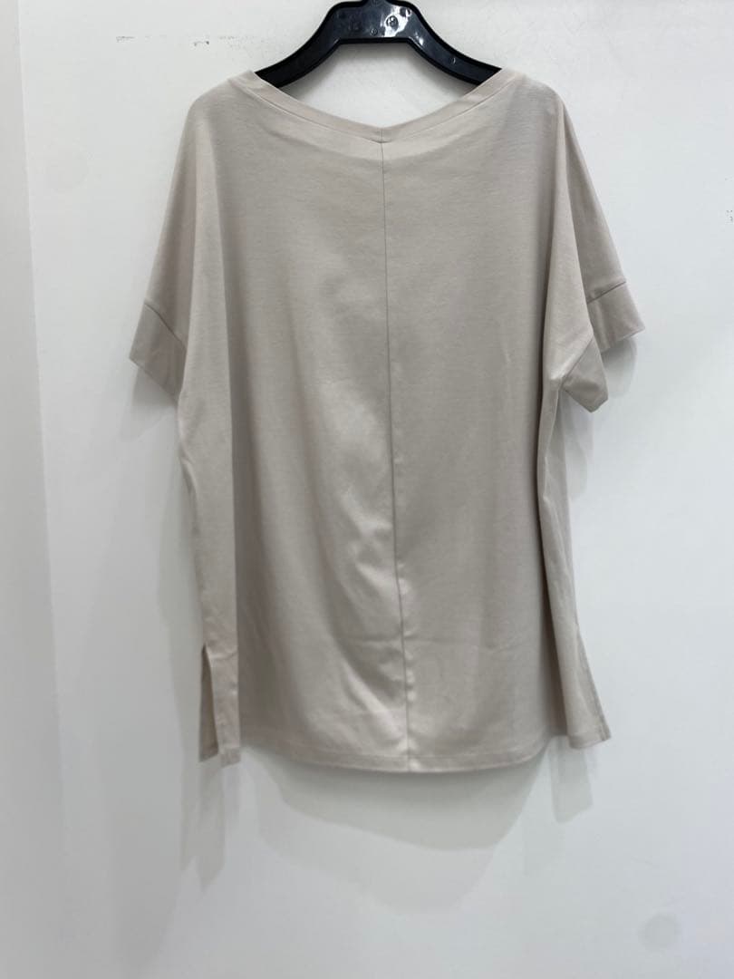 BASILE28 バジーレ　刺繍Tシャツ