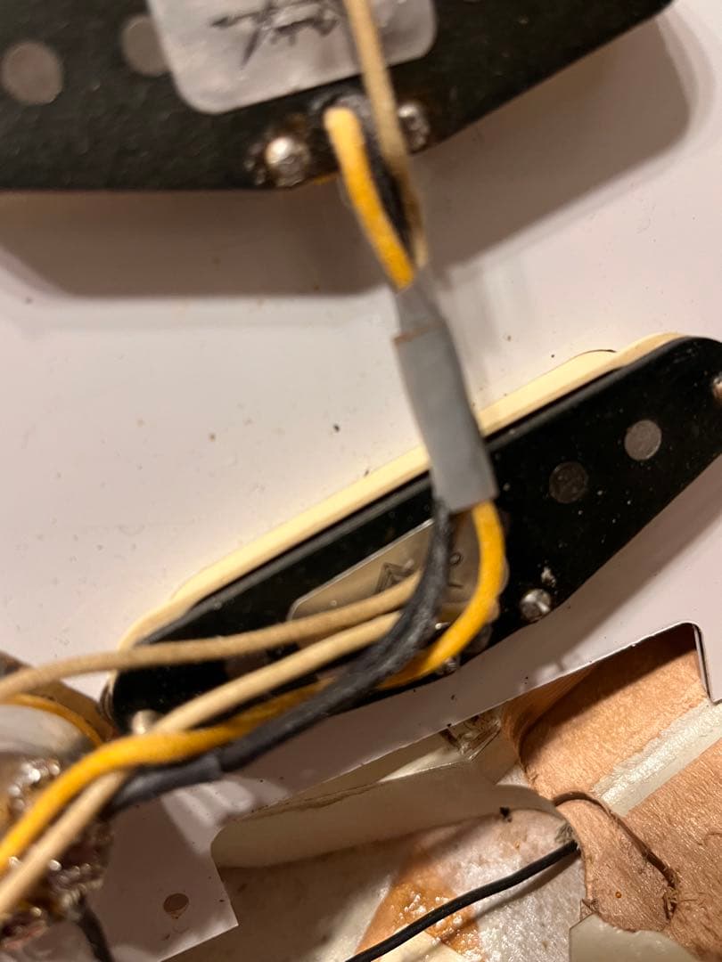 t*u様 超初期&CSPU搭載！Road Worn Stratocaster 白