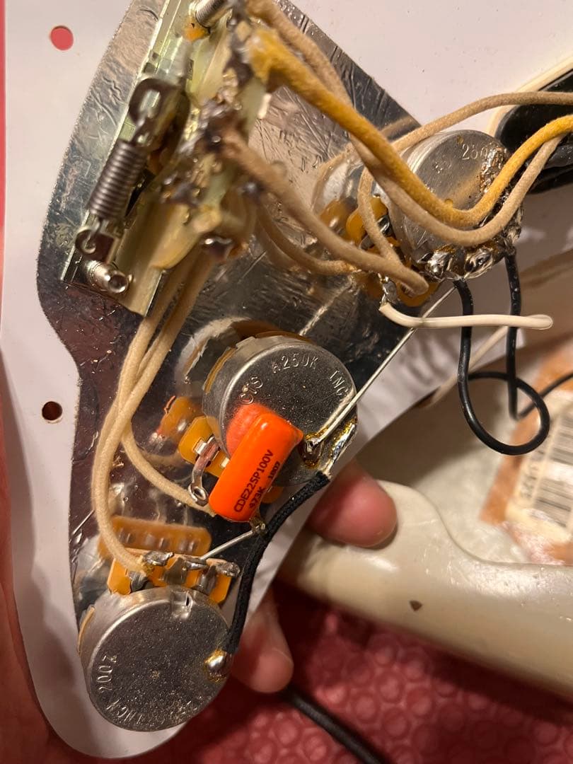 t*u様 超初期&CSPU搭載！Road Worn Stratocaster 白