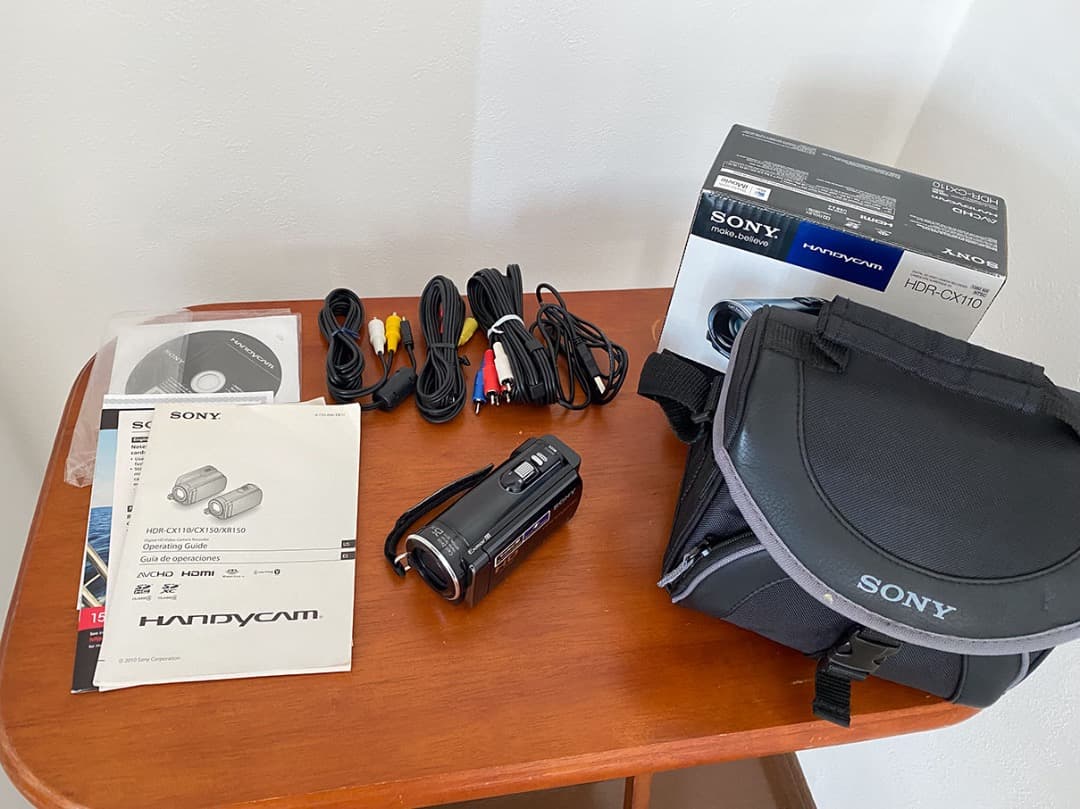 Sony Handy-cam HDR-CX110 （ソニー、ハンディカム）