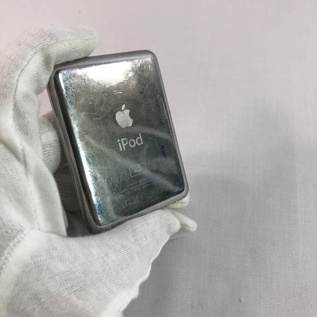 【動作品】Apple iPod nano 3世代　4GB シルバー②