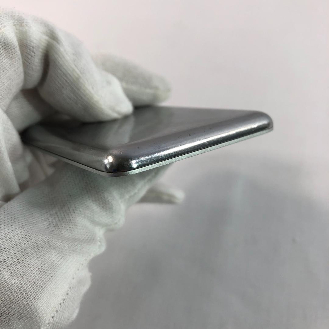 【動作品】Apple iPod nano 3世代　4GB シルバー②