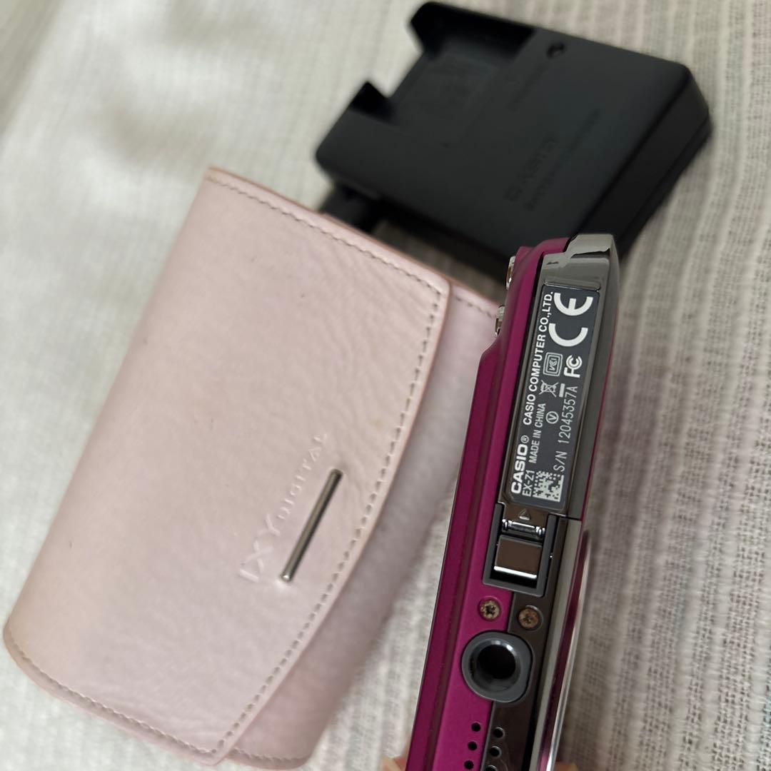 CASIO EXILIM パープル デジタルカメラ