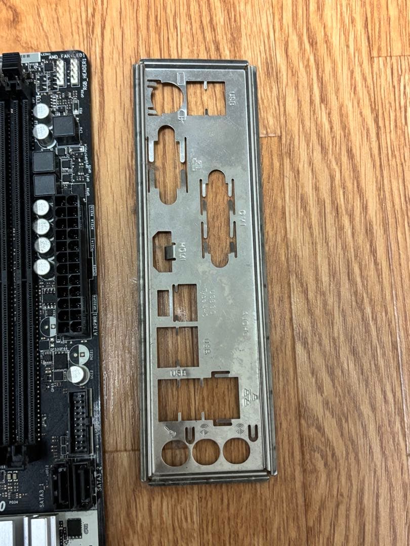 【ジャンク動作品】ASRock X370マザボ+Ryzen 5 1600 CPU