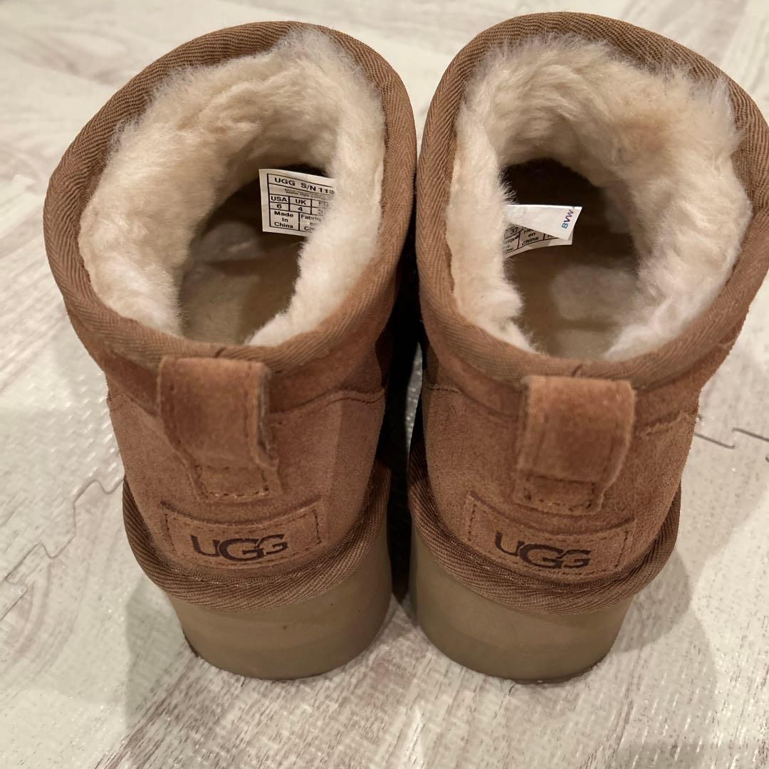 ☆美品 UGG クラシック ウルトラミニ プラットフォーム 23cm