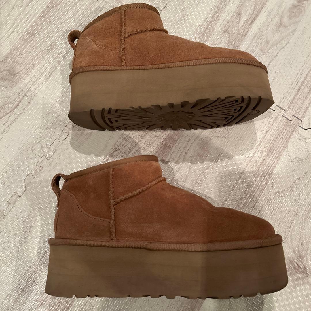 ☆美品 UGG クラシック ウルトラミニ プラットフォーム 23cm