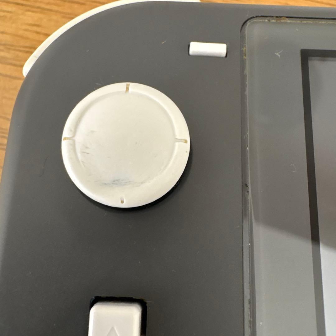 d*3様 【使用感あり、128カード付】Nintendo Switch Lite