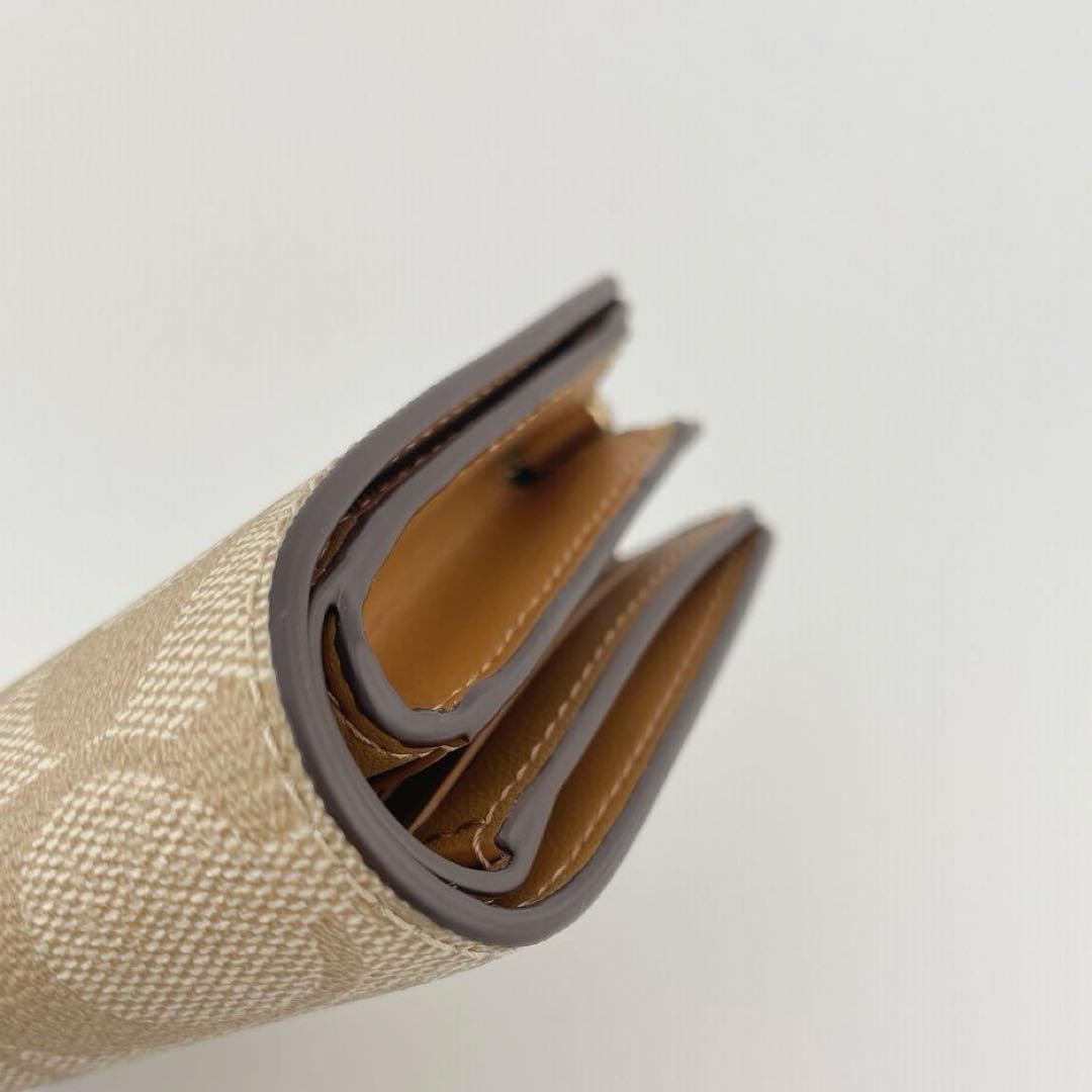 未使用級✨COACH コーチ ミディアム コーナー ジップ 二つ折り財布