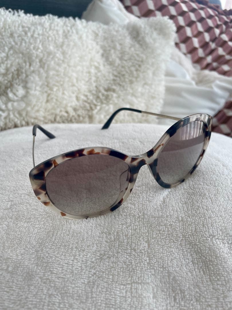 PRADA プラダ サングラス PR18XSF UA0A7 55サイズ
