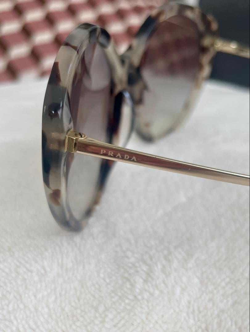PRADA プラダ サングラス PR18XSF UA0A7 55サイズ