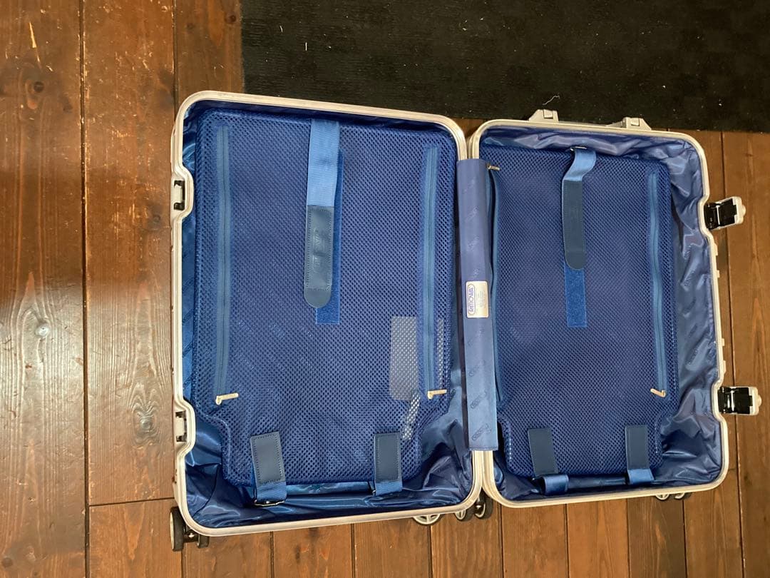 RIMOWAキャリーケース　4輪
