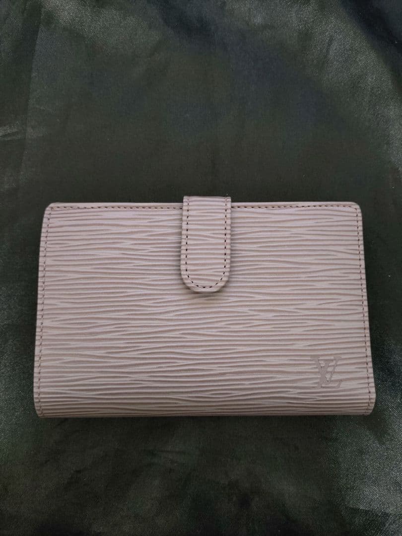 LOUIS VUITTON ルイ ヴィトン ポルトモネ ビエ ヴィエノワ