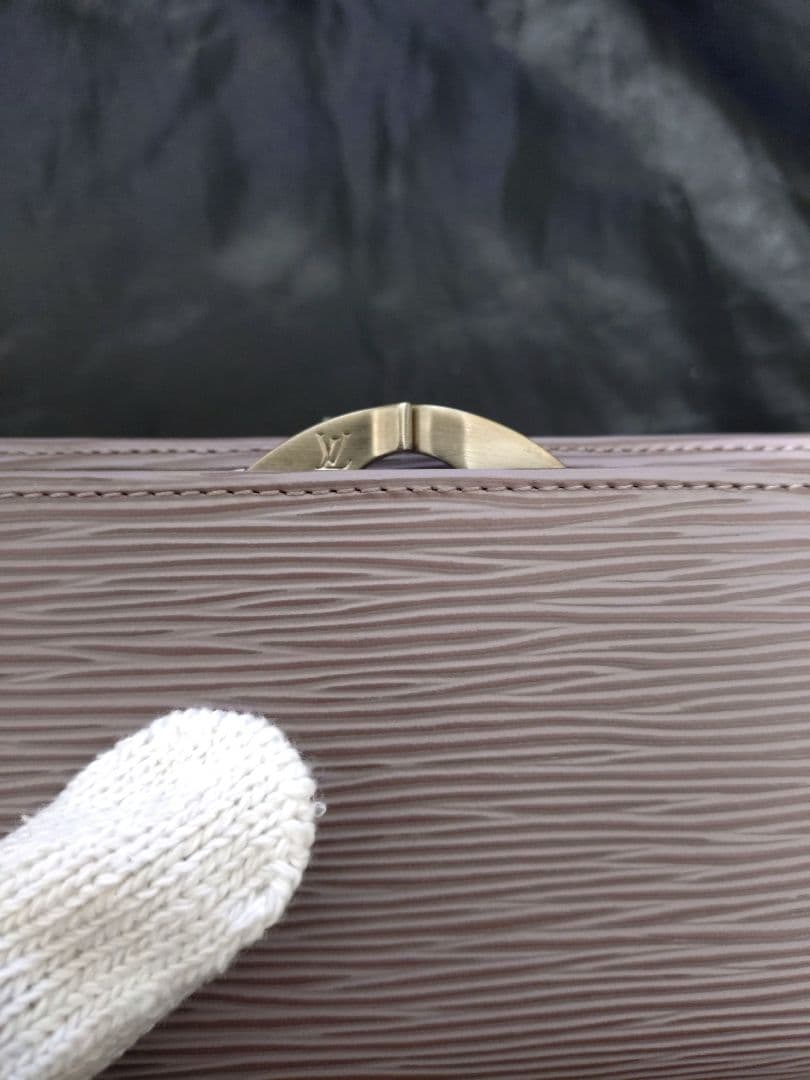 LOUIS VUITTON ルイ ヴィトン ポルトモネ ビエ ヴィエノワ