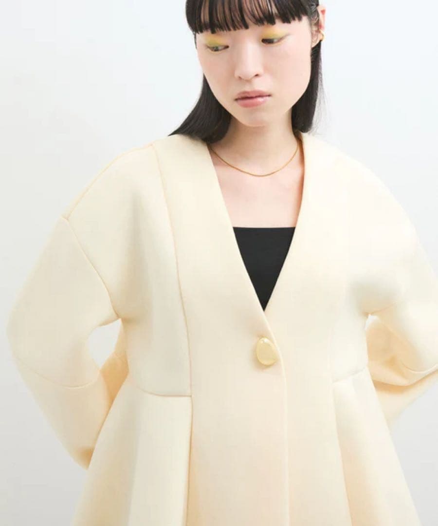 【新品】アダム エ ロペ ファム エッグブローチ付きペプラムカーディガン
