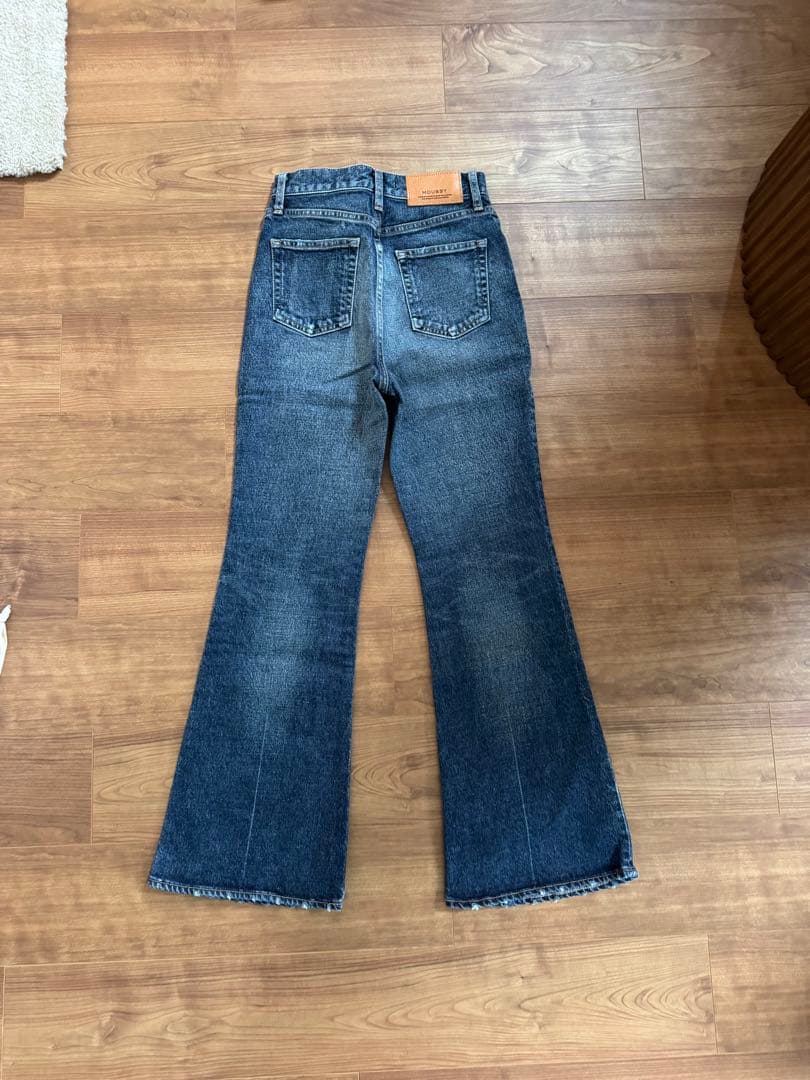MOUSSY フレアパンツ　24サイズ