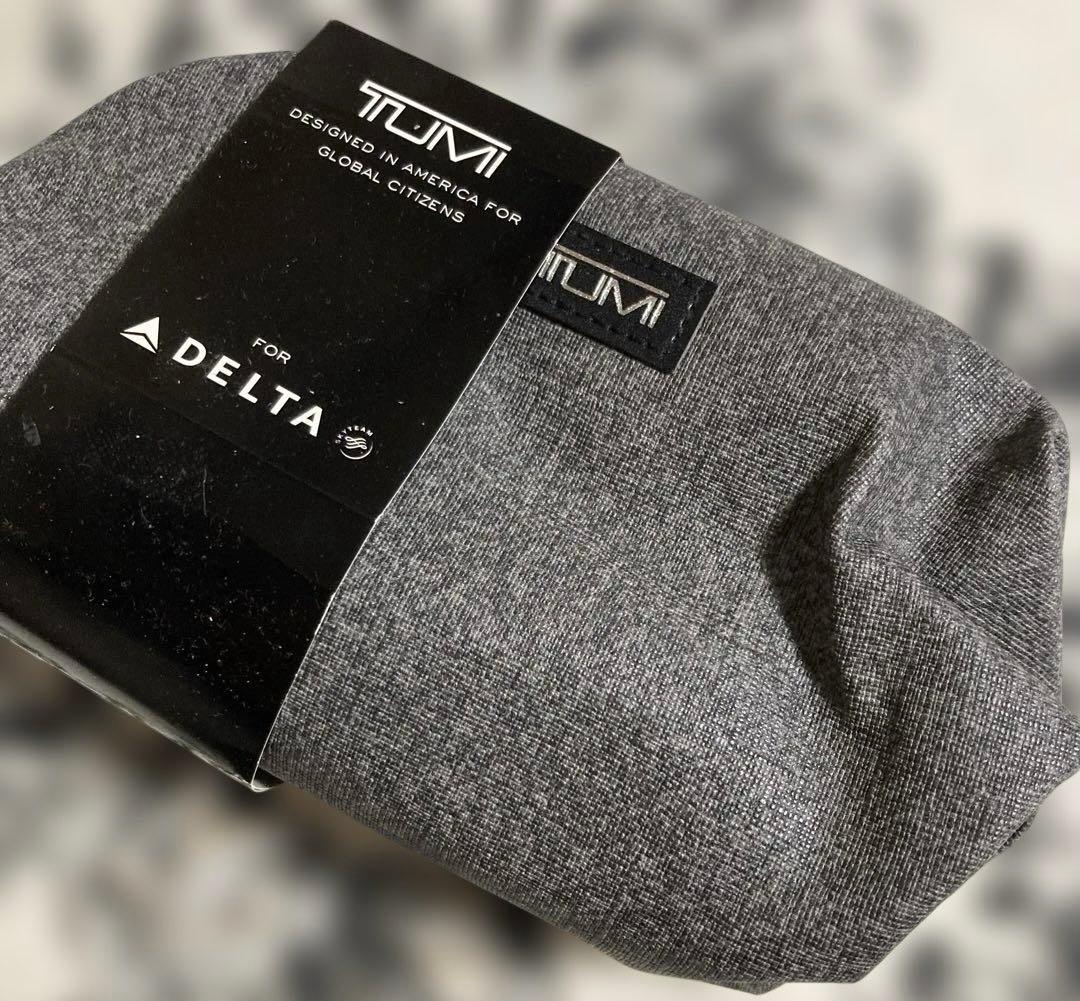 デルタ航空　新品　トラベルポーチ　TUMI