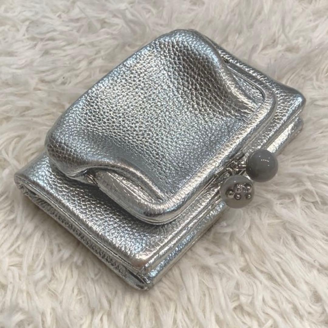 【美品】ear PAPILLONNER 牛革がま口折り財布　シルバー